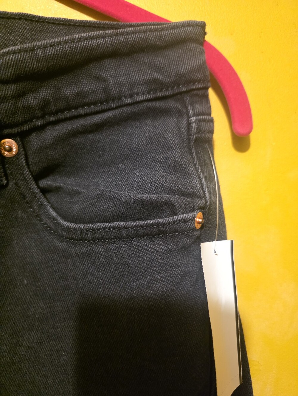 GAP Wide-Leg High-Rise Jeans — Black - Picture 3 of 5
